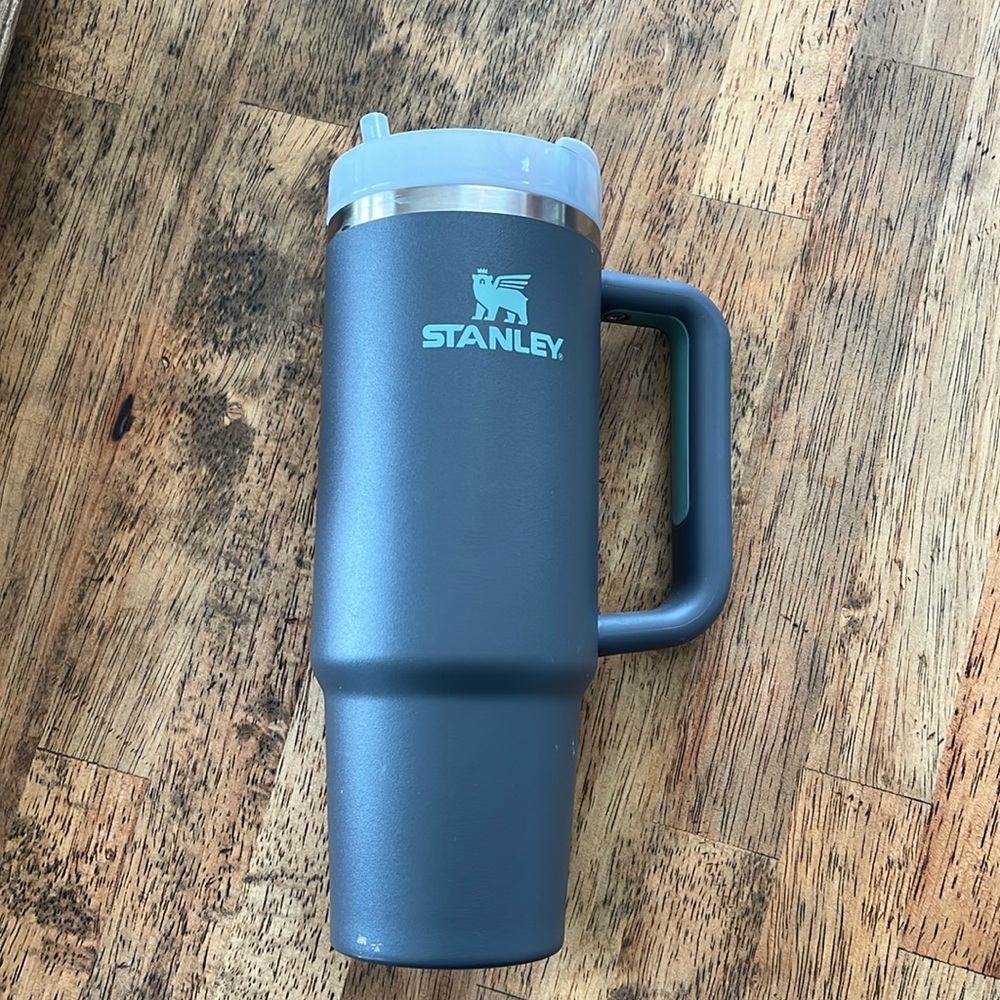 Stanley 30 ounce tumbler. Never used.